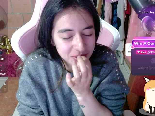 Maggie-Fox webcam