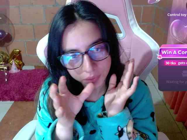 Maggie-Fox webcam