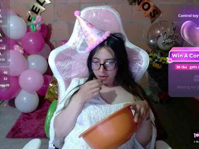 Maggie-Fox webcam
