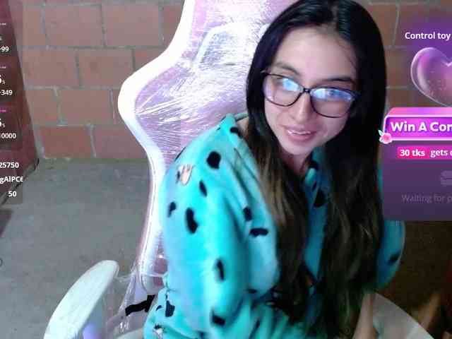 Maggie-Fox webcam