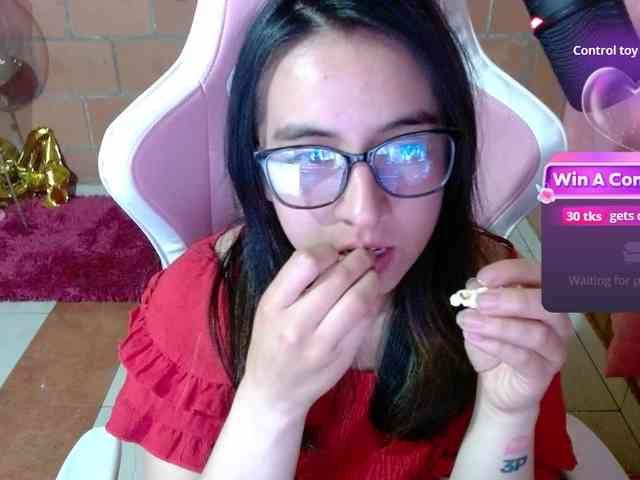 Maggie-Fox webcam