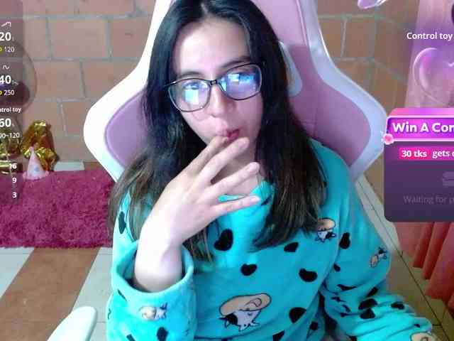 Maggie-Fox webcam