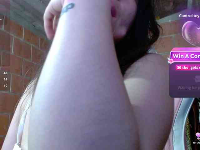 Maggie-Fox webcam