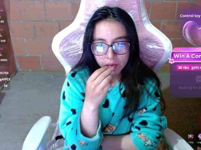 Maggie-Fox webcam
