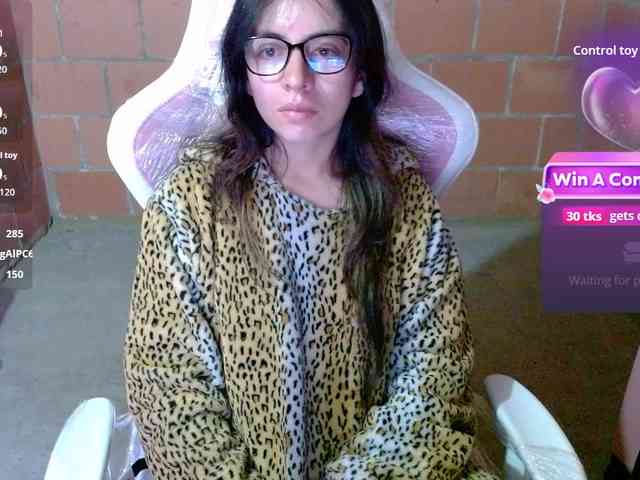 Maggie-Fox webcam
