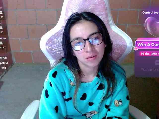 Maggie-Fox webcam