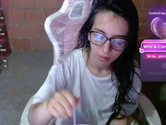 Maggie-Fox webcam
