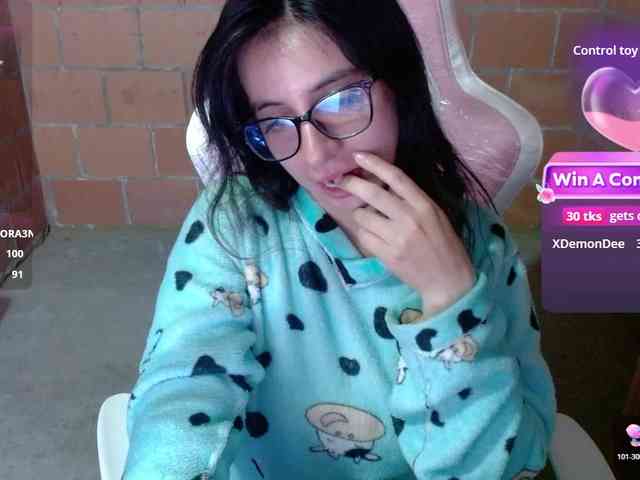 Maggie-Fox webcam