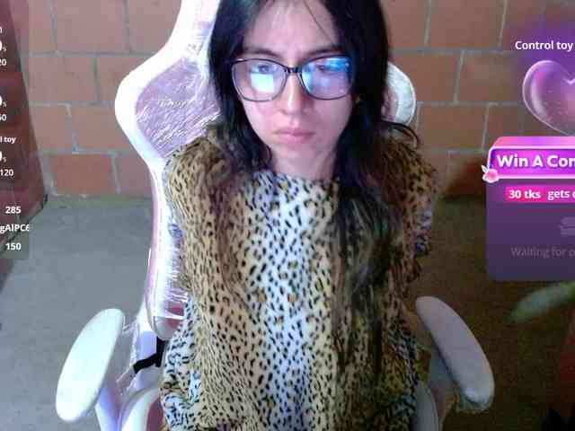 Maggie-Fox webcam