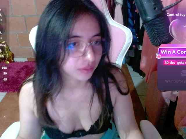 Maggie-Fox webcam
