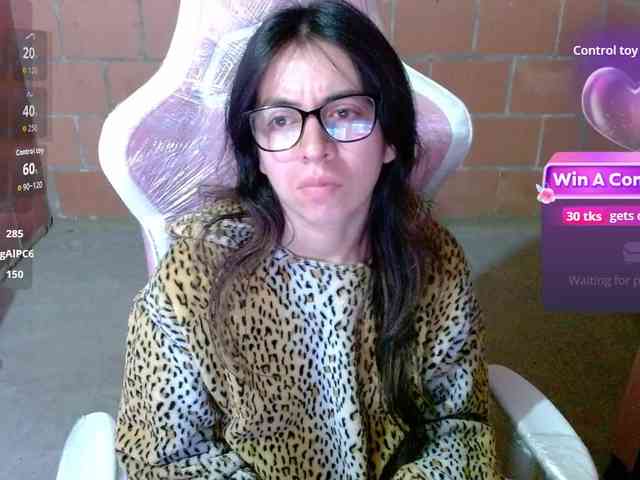 Maggie-Fox webcam