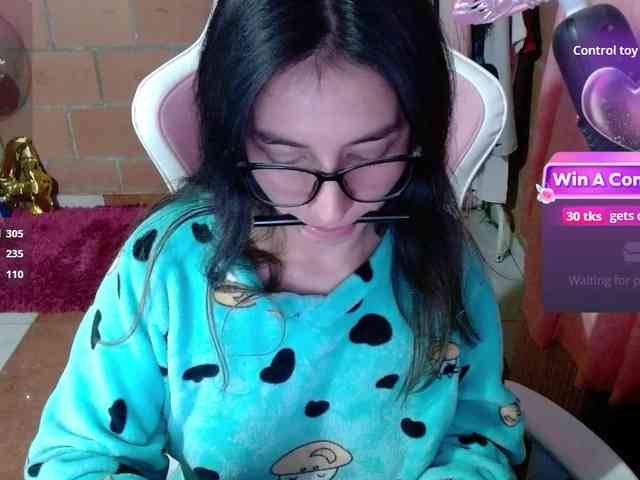 Maggie-Fox webcam