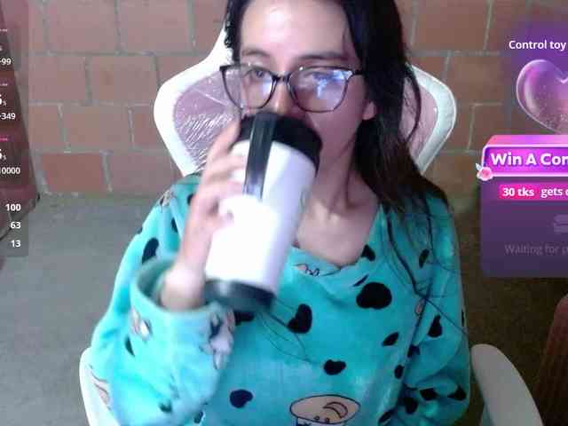 Maggie-Fox webcam