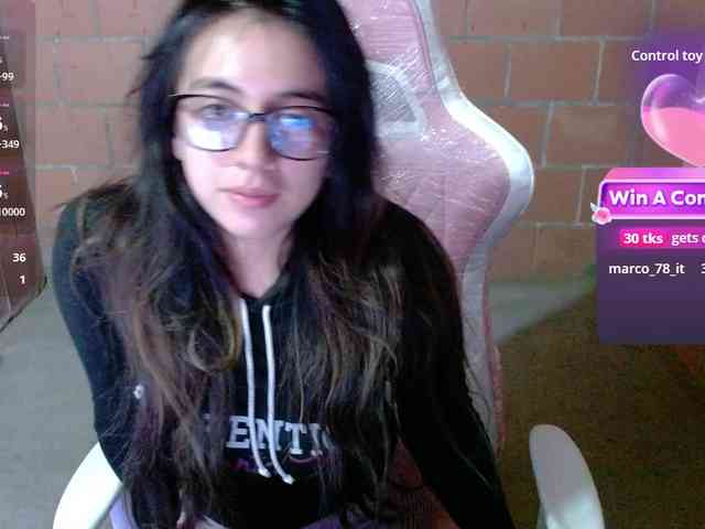 Maggie-Fox webcam