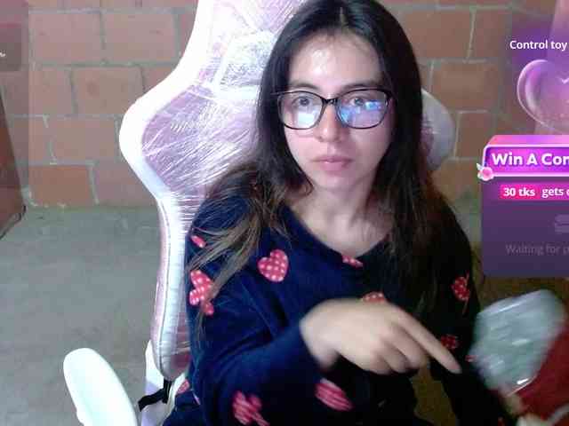Maggie-Fox webcam