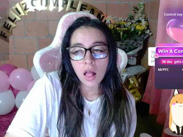 Maggie-Fox webcam