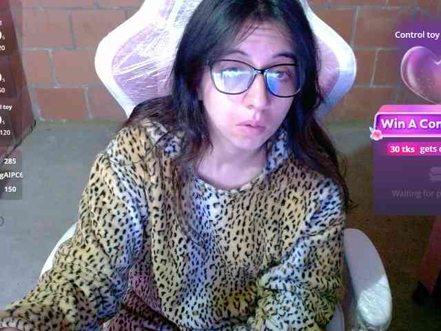 Maggie-Fox webcam