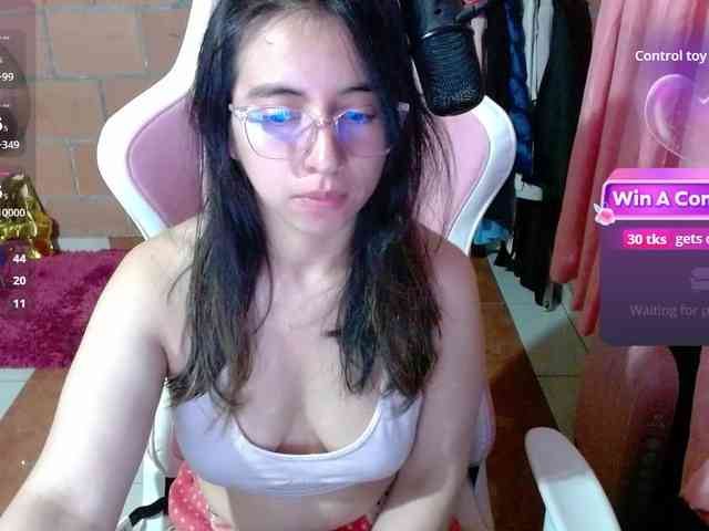 Maggie-Fox webcam