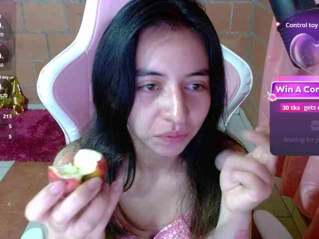 Maggie-Fox webcam