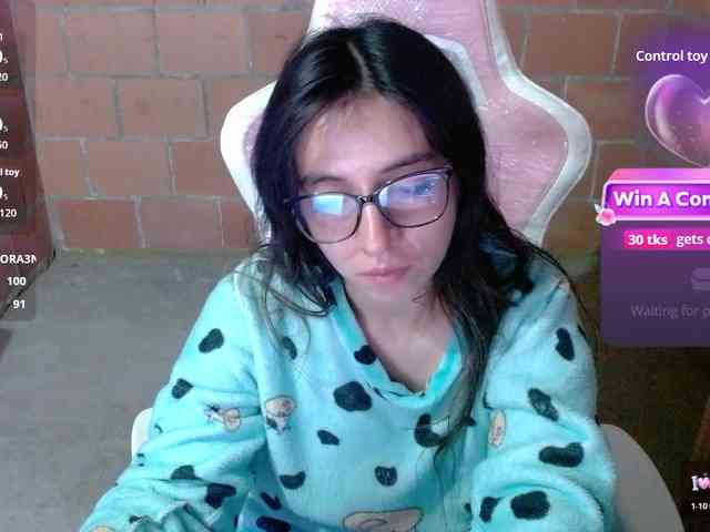 Maggie-Fox webcam