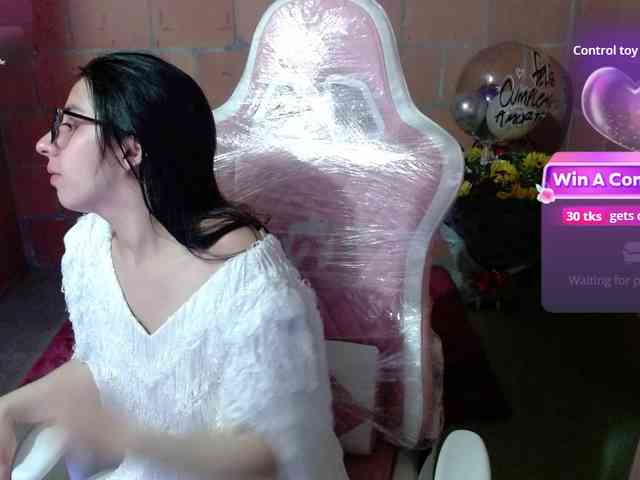 Maggie-Fox webcam
