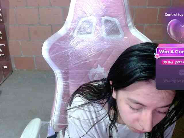 Maggie-Fox webcam