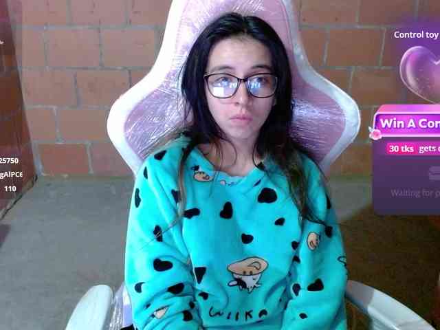 Maggie-Fox webcam