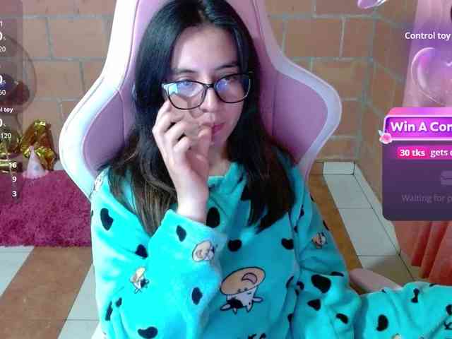 Maggie-Fox webcam