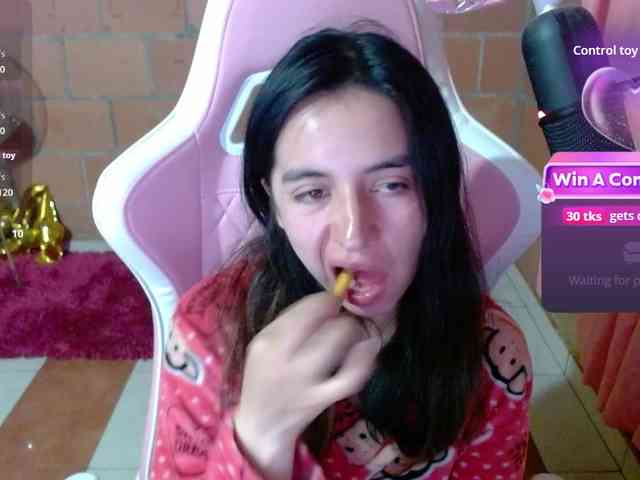 Maggie-Fox Live Webcam on BongaCams