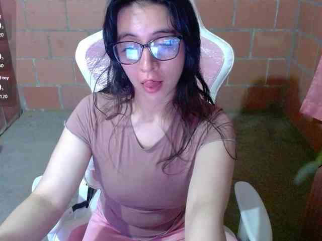 Maggie-Fox webcam