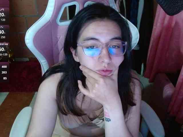 Maggie-Fox webcam