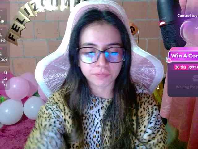 Maggie-Fox webcam