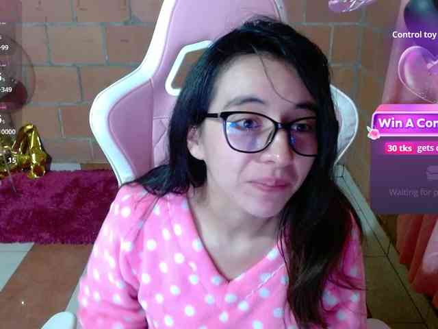 Maggie-Fox webcam