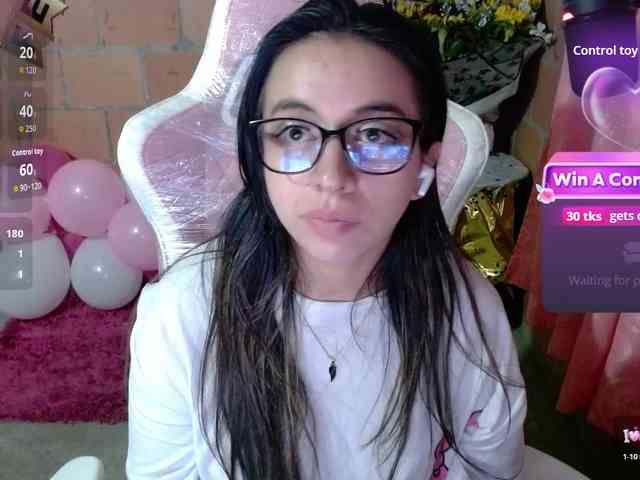 Maggie-Fox webcam