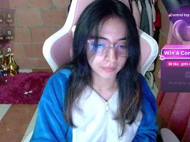 Maggie-Fox webcam