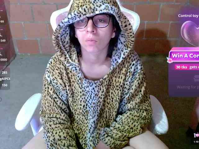 Maggie-Fox webcam