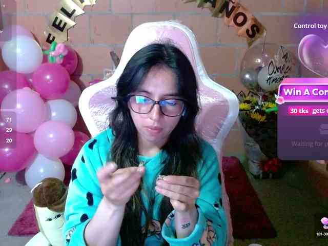 Maggie-Fox webcam