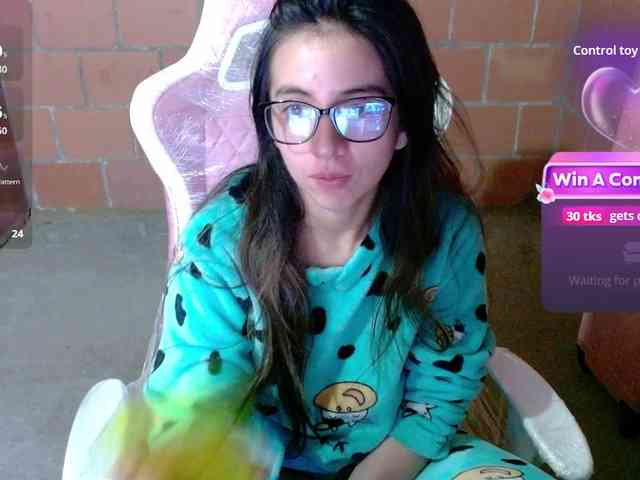 Maggie-Fox webcam