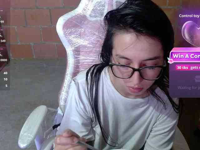 Maggie-Fox webcam