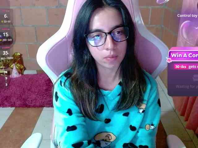 Maggie-Fox webcam