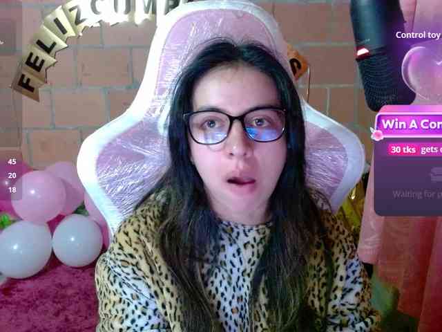 Maggie-Fox webcam