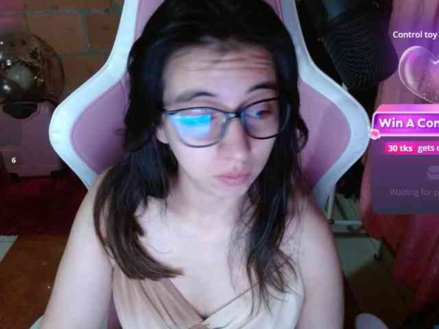 Maggie-Fox webcam