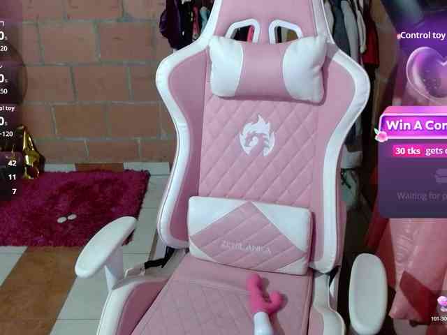 Maggie-Fox webcam