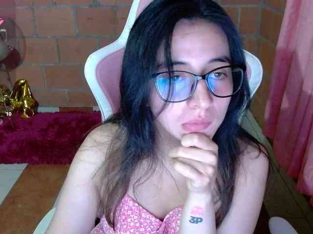 Maggie-Fox webcam