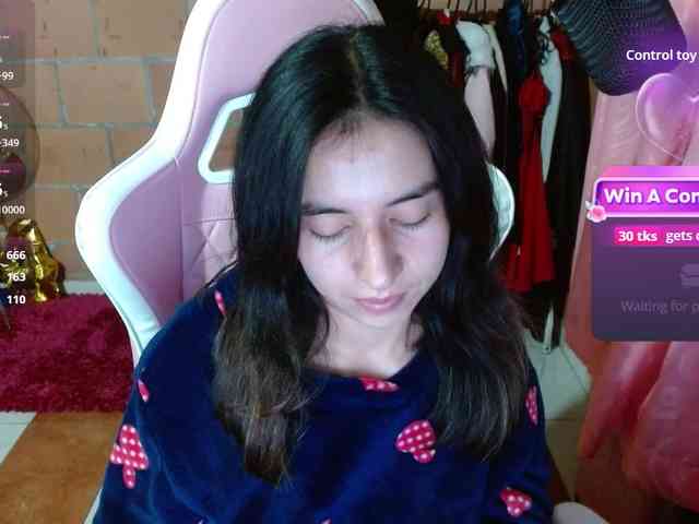 Maggie-Fox webcam