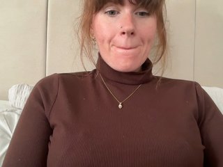 REDHEADROSIE