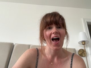 REDHEADROSIE