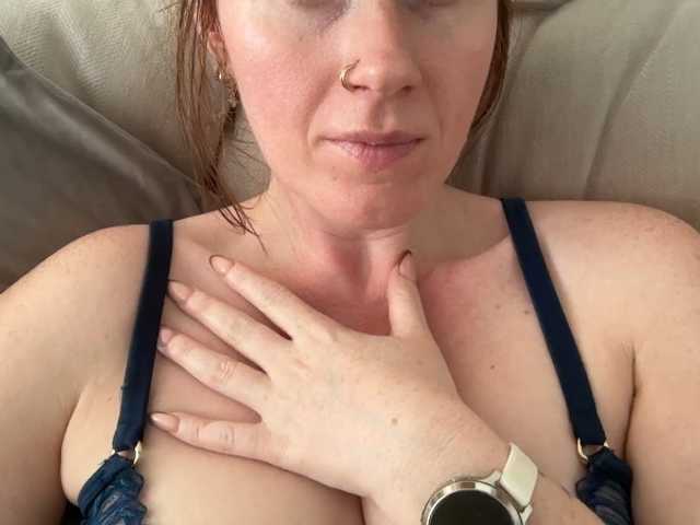 REDHEADROSIE