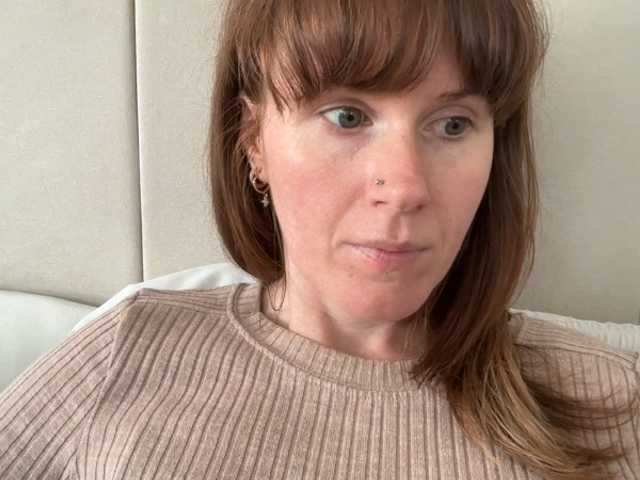 REDHEADROSIE live cam on BongaCams