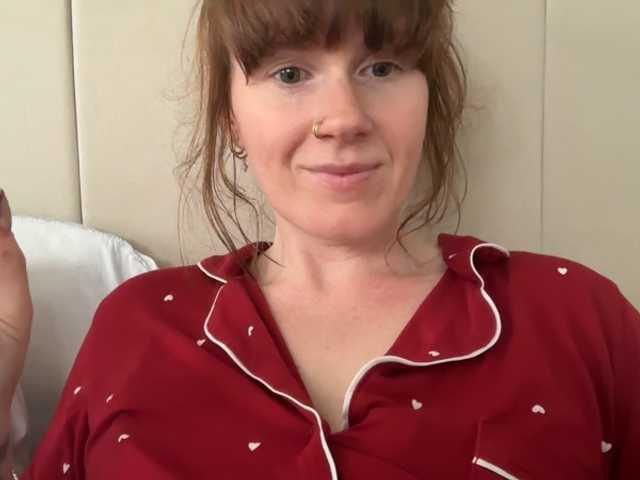 REDHEADROSIE live cam preview